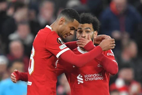 تمريرة سحرية من صلاح.. جاكبو يمنح ليفربول التقدم على توتنهام (فيديو)